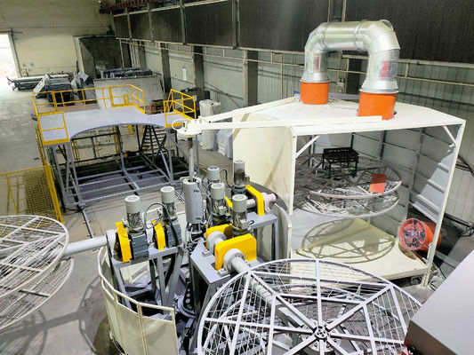 satın al Plastic Shuttle Rotomolding Machine Polyethylene 1000L Capacity 0.5-3Rpm Mold Rotation Speed Çevrimiçi üretim