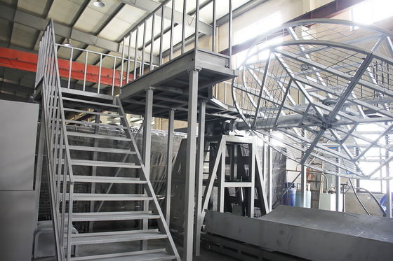 Energy Saving Shuttle Type Rotomoulding Machine  PLC Control System  Professional machinery for making water tanks.